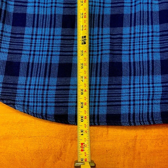 Duluth Trading Company Men’s Black and Blue Flannel Size Medium - Picture 6 of 7